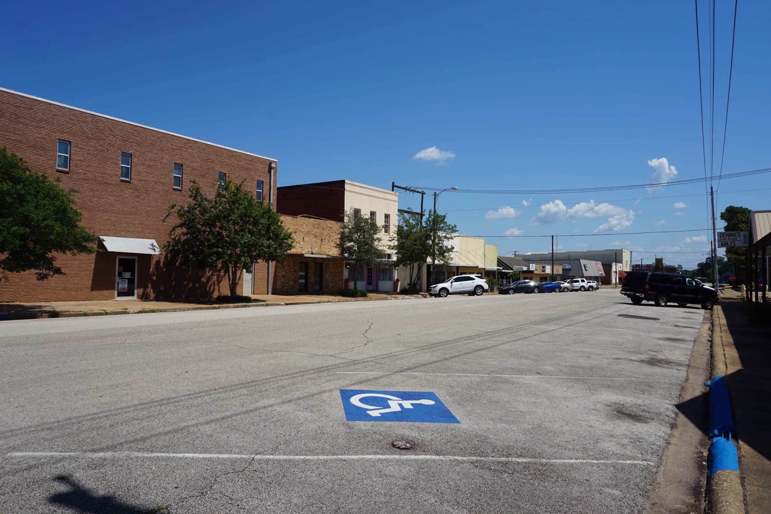 South Main Street in Jacksonville, Texas, viewed from an elevated downtown intersection